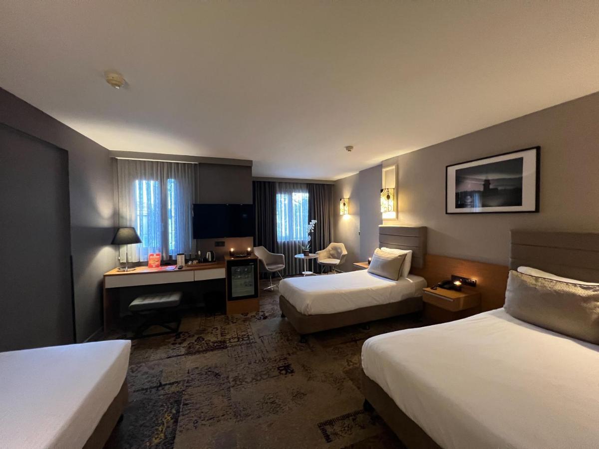 Hotel Seasons Istanbul
