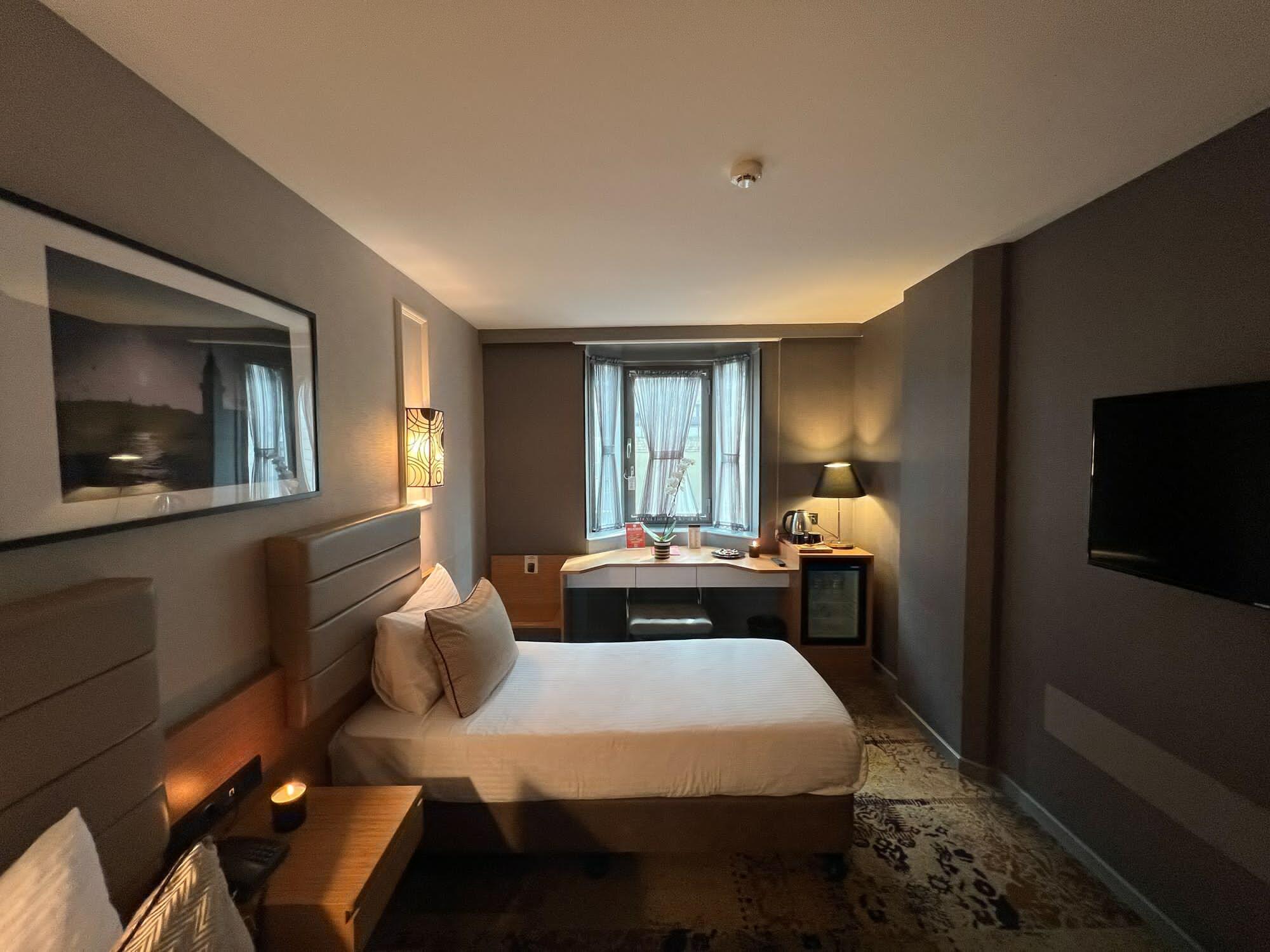 Seasons Hotel Istanbul